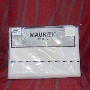 Maurizio Italy 4 Pc Queen Sheet Set 100% Percale Cotton White/Pipe Trim NWT